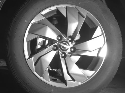 Used 2025 Nissan Rogue SV FWD image 12