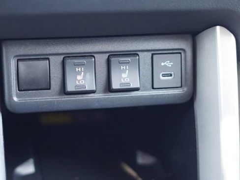 Certified 2024 Toyota Corolla Cross XLE FWD image 28