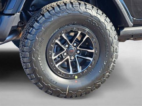 New 2026 Jeep Wrangler Unlimited Rubicon AWD/4WD image 10