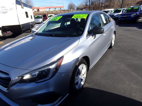Used 2019 Subaru Legacy 2.5i image 1