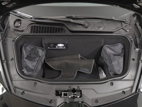 Used 2023 Lamborghini Huracan EVO image 31