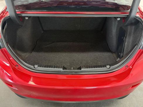 Used 2018 MAZDA MAZDA3 Sport image 24