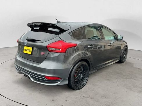 Used 2015 Ford Focus ST FWD image 5