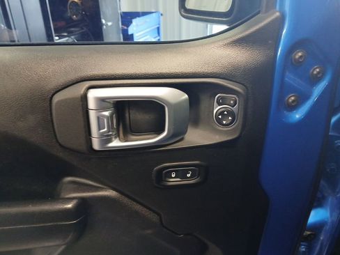 Used 2021 Jeep Gladiator Mojave image 25