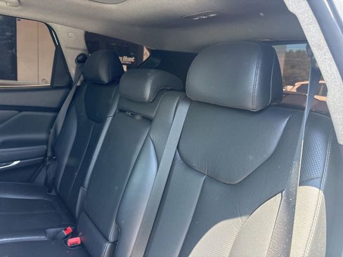 Used 2020 Hyundai Santa Fe Limited AWD/4WD image 5