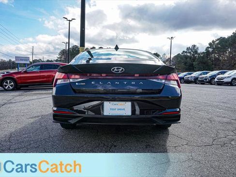 Used 2022 Hyundai Elantra SEL w/ Convenience Package image 9