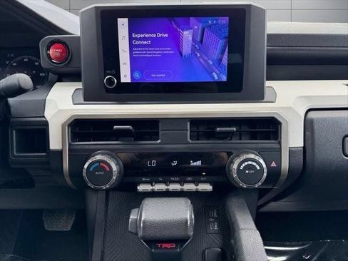 Certified 2024 Toyota Tacoma TRD Off-Road AWD/4WD image 45