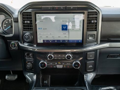 Used 2022 Ford F150 XLT w/ Equipment Group 302A High image 19