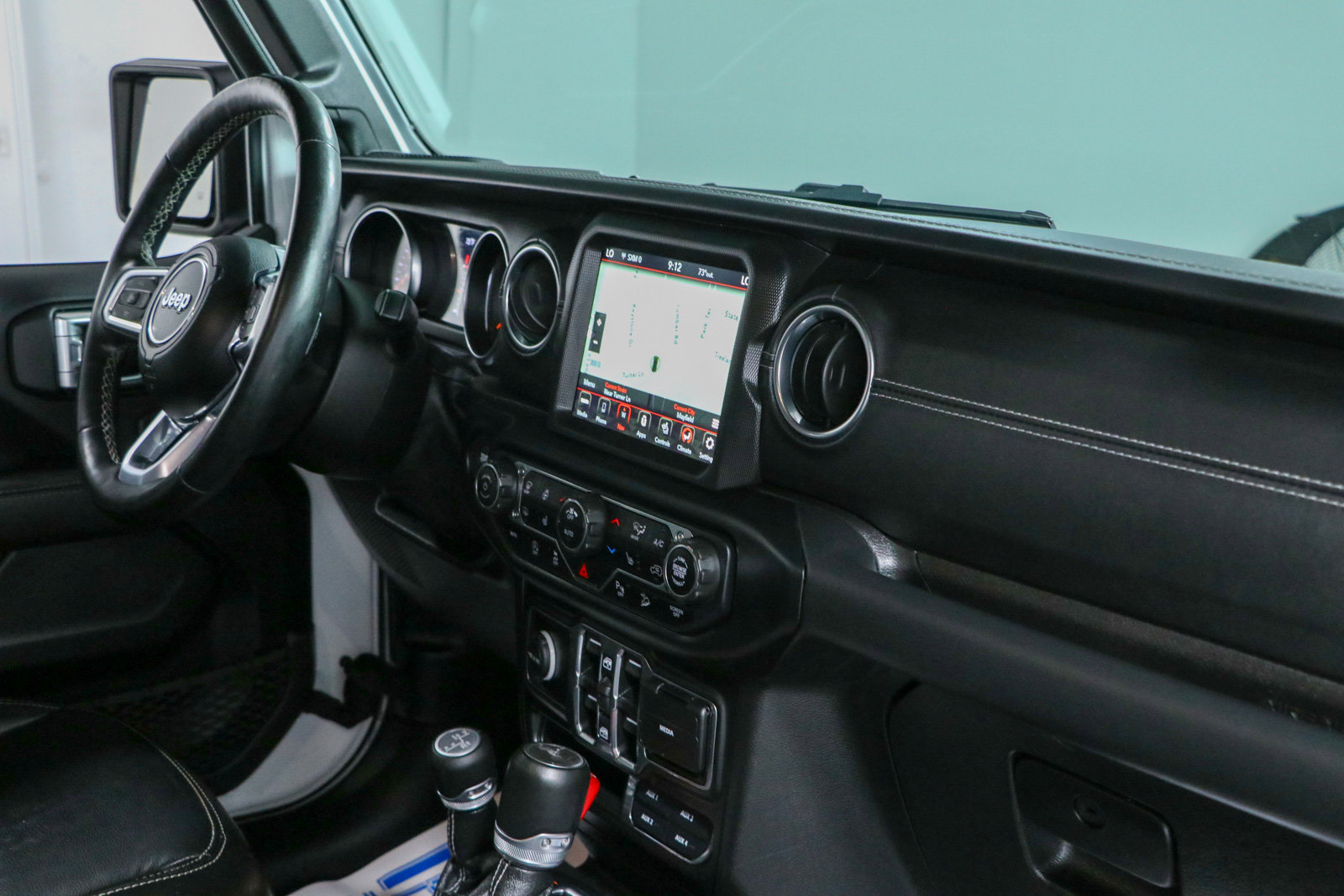 Used 2021 Jeep Wrangler Unlimited Sahara AWD/4WD image 27