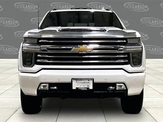 Used 2022 Chevrolet Silverado 3500 High Country video 2