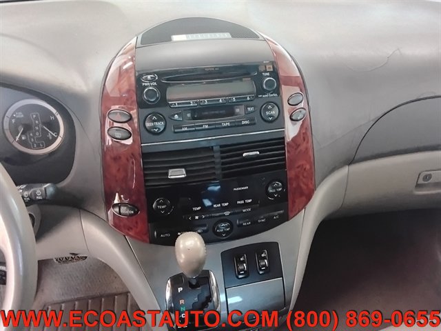 Used 2004 Toyota Sienna XLE w/ XLE Pkg 17 AWD/4WD image 13