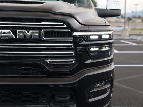 New 2026 RAM 3500 Laramie AWD/4WD image 5