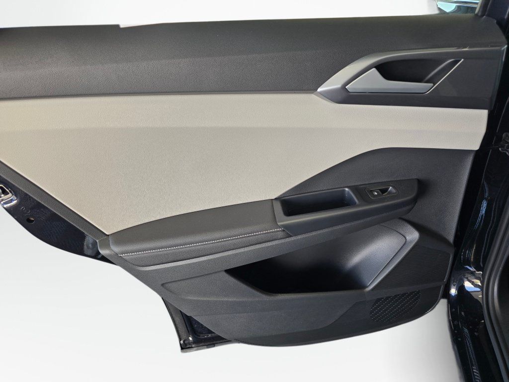 New 2026 Volkswagen Taos SEL AWD/4WD image 34