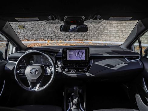 Certified 2023 Toyota Corolla SE image 25