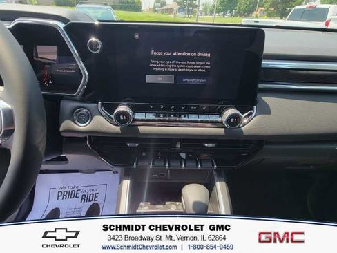 New 2025 GMC Canyon Elevation w/ Convenience Package image 15