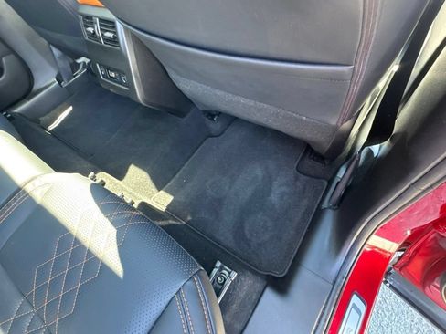 Used 2023 Mitsubishi Outlander SEL AWD/4WD image 65
