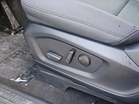 New 2026 Ford Explorer Active RWD image 4