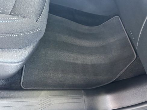 Certified 2025 Chevrolet Equinox EV LT w/ Comfort Package image 15