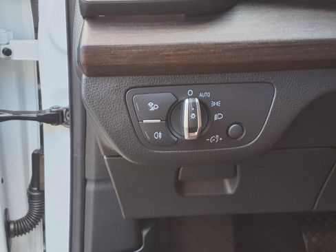 Used 2025 Audi Q5 e Premium Plus w/ Premium Plus Package image 20