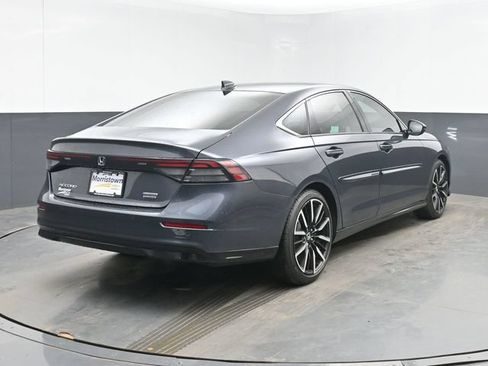 Used 2023 Honda Accord Touring image 14
