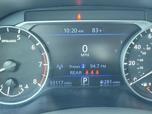 Used 2024 Nissan Altima 2.5 SV FWD image 27