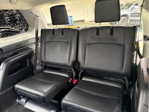 Used 2016 Toyota 4Runner Limited image 18