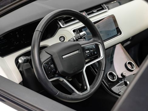 Used 2023 Land Rover Range Rover Velar R-Dynamic S image 20