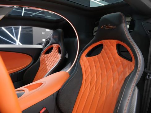 Used 2023 Bugatti Chiron Pur Sport AWD/4WD image 69