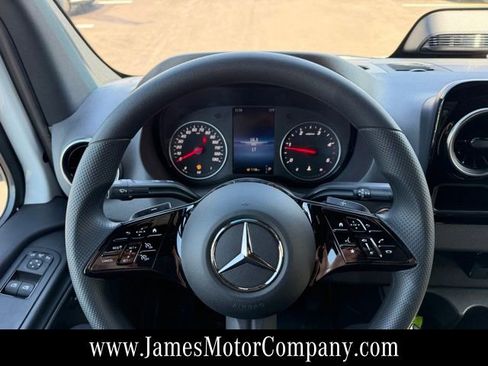 New 2026 Mercedes-Benz Sprinter 2500 image 20