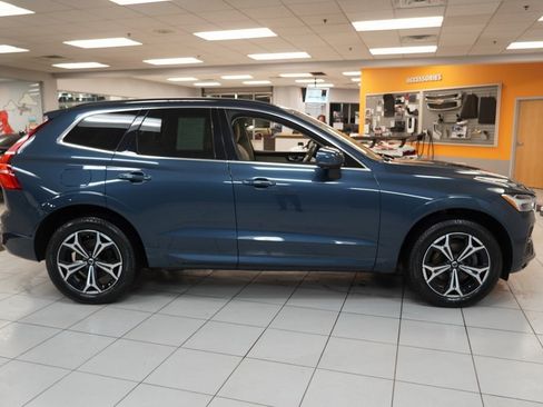 Used 2020 Volvo XC90 T6 Momentum image 15