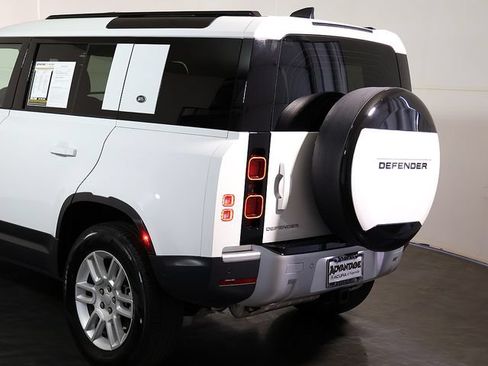 Used 2024 Land Rover Defender 110 S AWD/4WD image 11