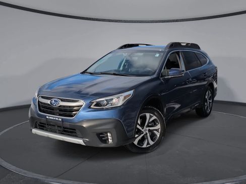 Used 2022 Subaru Outback Limited image 1