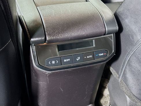 Certified 2025 Toyota Highlander XSE image 21