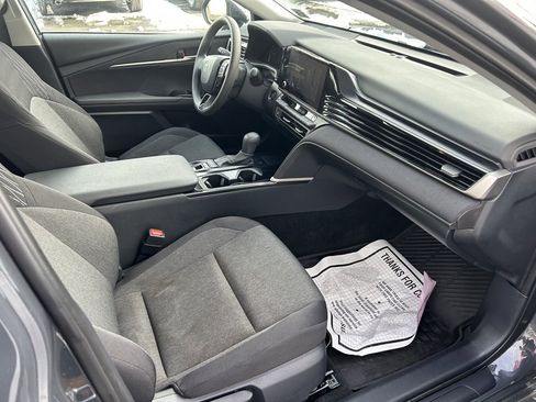 Certified 2025 Toyota Camry LE image 14