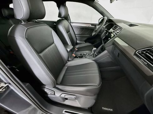Used 2024 Volkswagen Tiguan SE R-Line AWD/4WD image 26