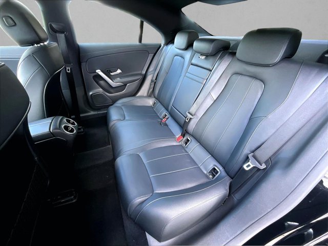 Used 2023 Mercedes-Benz CLA 250 image 28