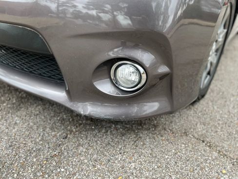 Used 2017 Toyota Sienna SE image 33