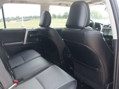 Used 2023 Toyota 4Runner SR5 Premium w/ Moonroof Package RWD image 22