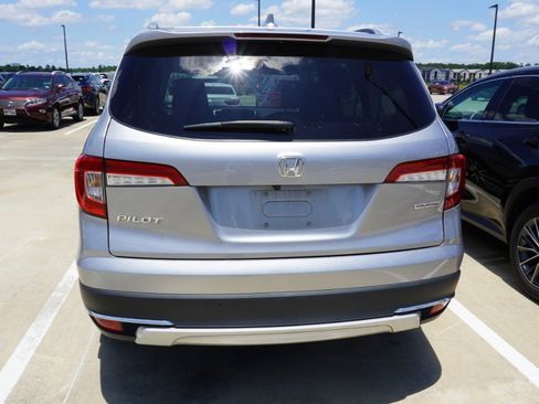 Used 2019 Honda Pilot Touring image 7