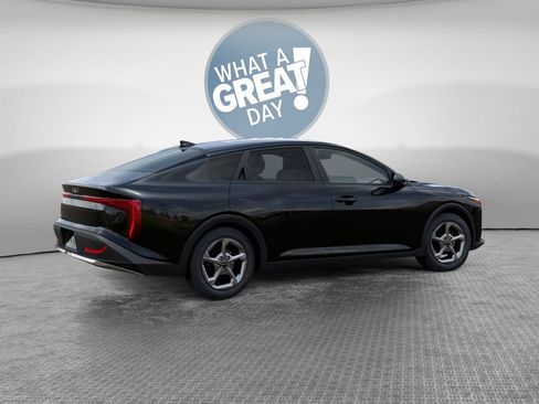 New 2026 Kia K4 FWD image 6