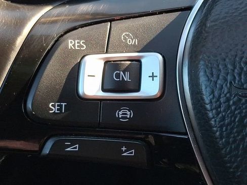 Used 2019 Volkswagen Jetta R-Line image 21