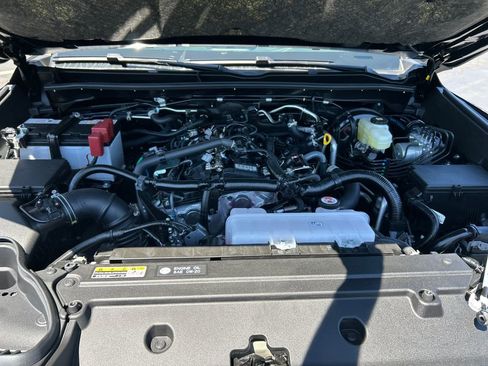 New 2026 Toyota 4Runner Limited AWD/4WD image 25