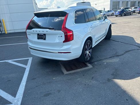 Used 2023 Volvo XC90 B6 Ultimate AWD/4WD image 3