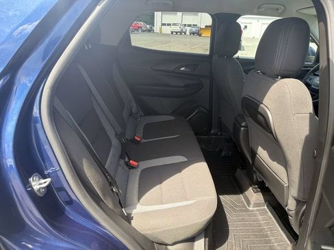 Used 2023 Chevrolet TrailBlazer LT FWD image 28