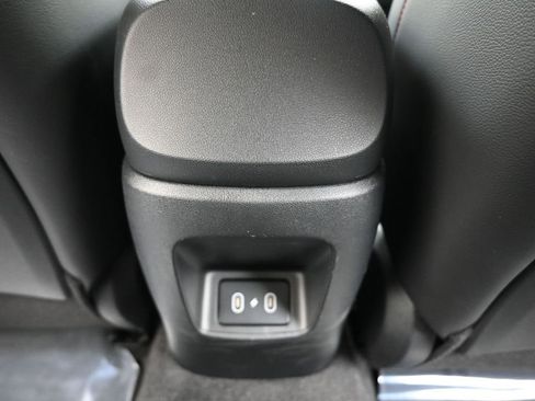 Certified 2025 Hyundai Elantra N Line image 17