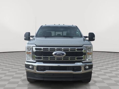 Used 2026 Ford F350 XLT AWD/4WD image 2