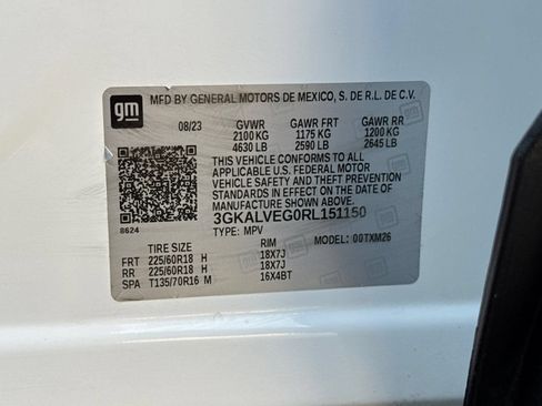 Used 2024 GMC Terrain SLT AWD/4WD image 30