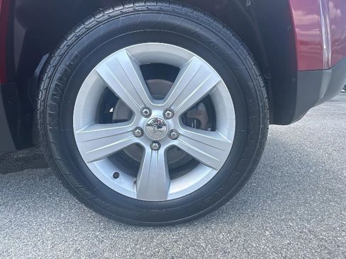 Used 2016 Jeep Patriot Sport w/ Power Value Group AWD/4WD image 28