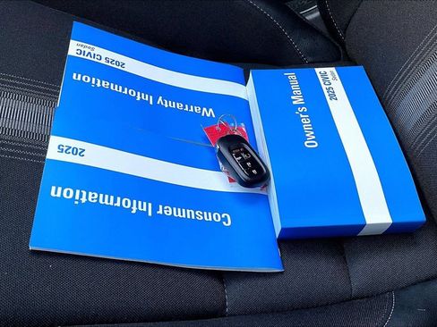 Used 2025 Honda Civic Sport image 36