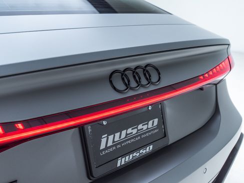 Used 2021 Audi RS 7 Sportback AWD/4WD image 12